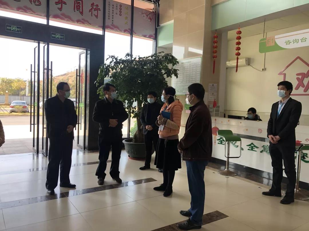 惠州市民政局一行领导到仲恺高新区社会福利综合服务中心指导疫情防控工作